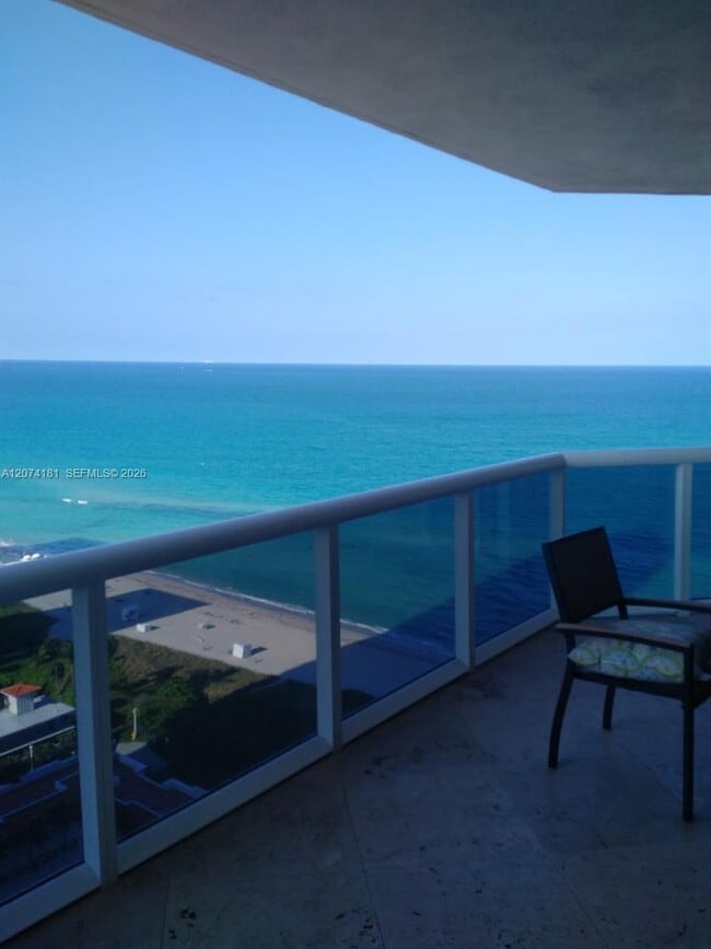Building Photo - 4775 Collins Ave