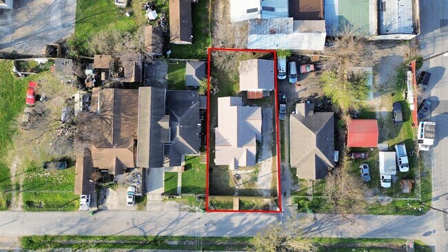 Foto del edificio - 7019 Bonham St