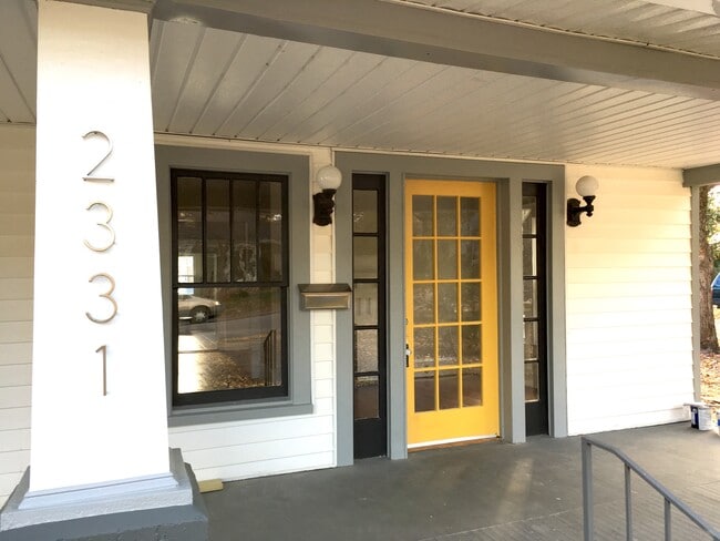 Building Photo - 2331 Englewood Ave