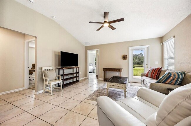 Foto del edificio - 86226 Mainline Rd