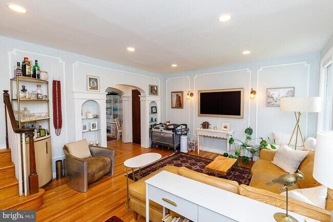 Foto del edificio - 1318 Upshur St NW