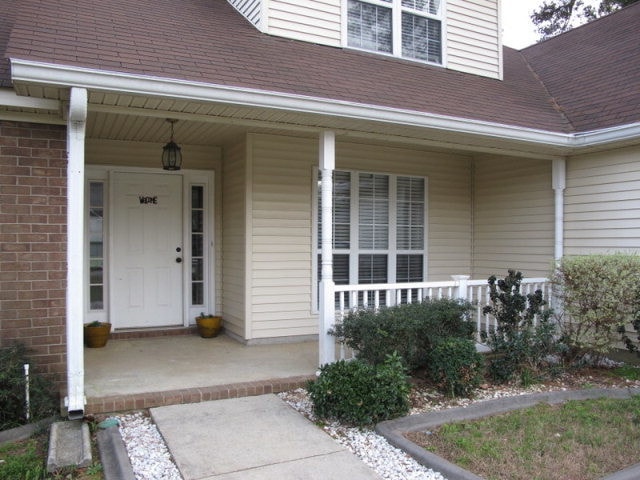 Building Photo - Available Beginning November!