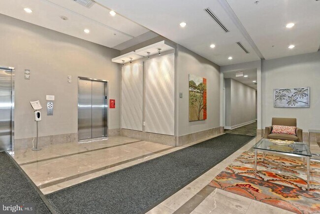 Foto del edificio - 820 N Pollard St