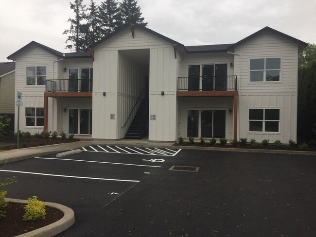 2 Bedroom Building - 217 SW 3rd Ave