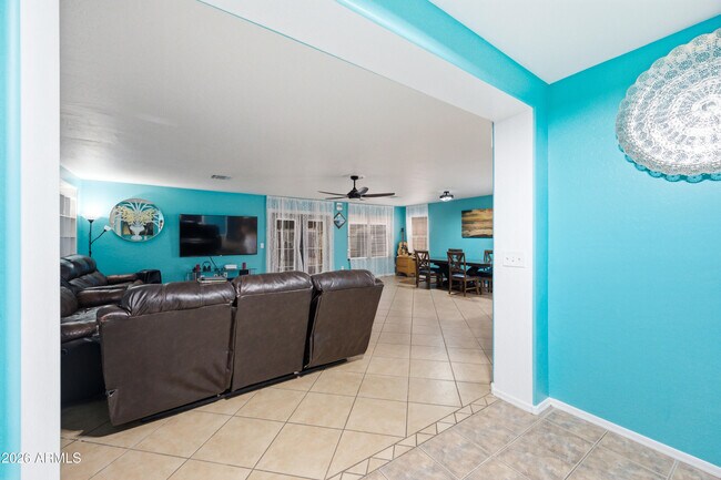 Foto del edificio - 11450 E Quicksilver Ave