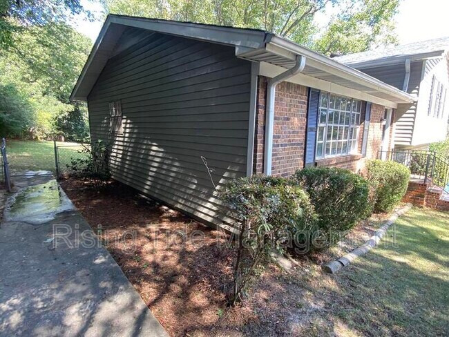 Foto del edificio - 540 20th Ct NE