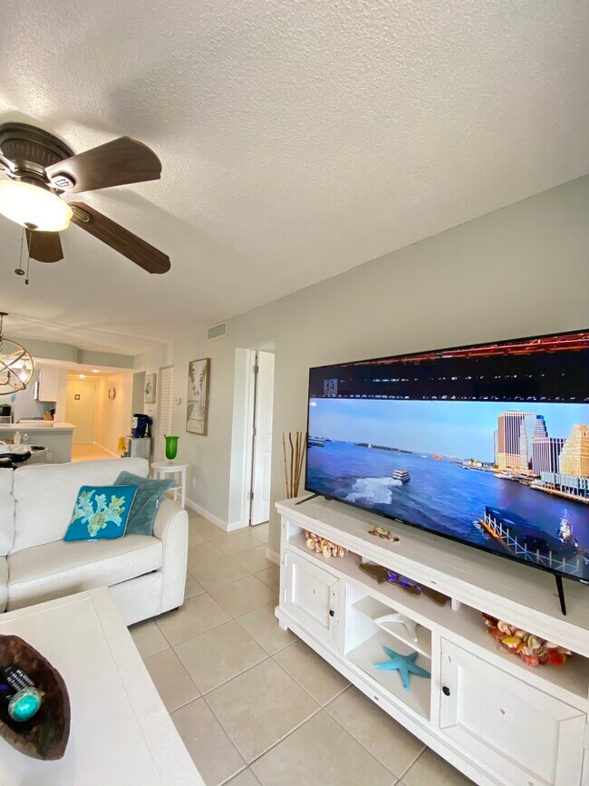 Foto del edificio - 4105 Ocean Beach Blvd