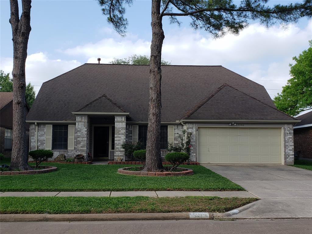 Primary Photo - 9106 Walnut Glen Dr