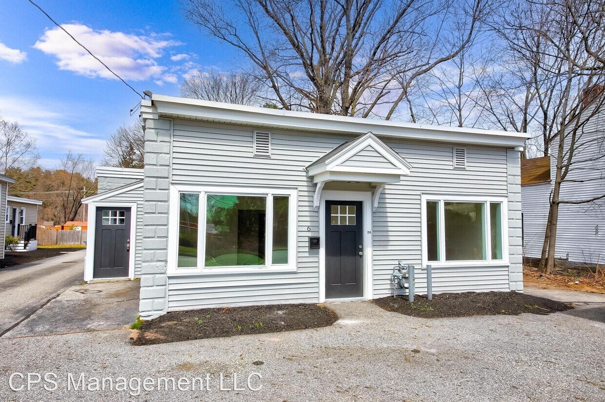 3 br, 1 bath House 24 East St House Rental in Tewksbury, MA