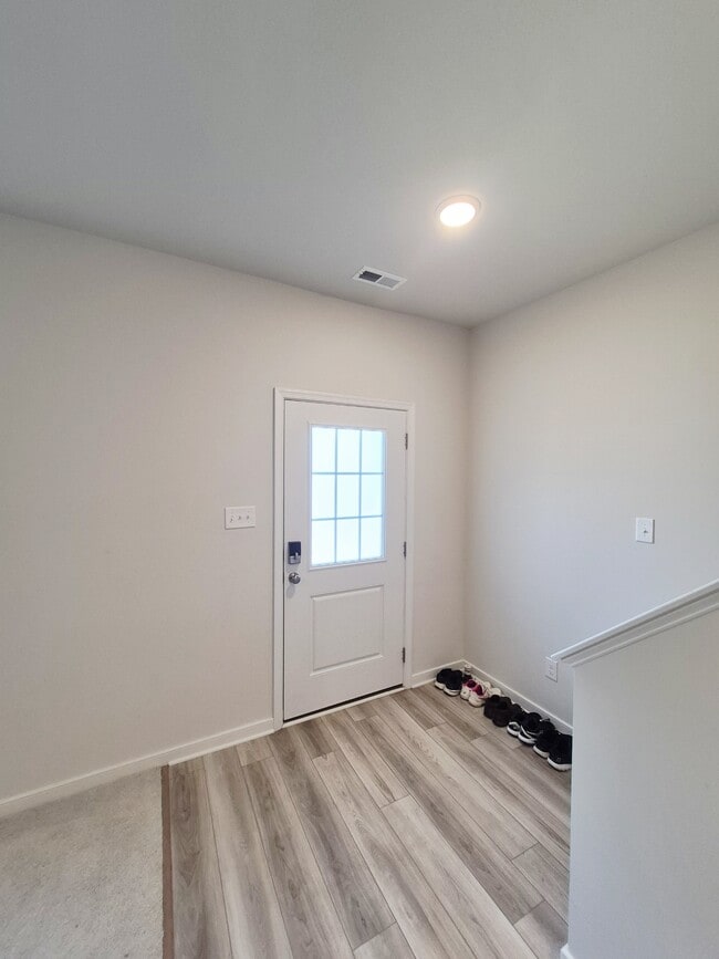 Foto del edificio - 4012 Pk Trl Dr