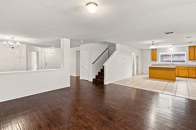 Foto del edificio - 5905 Calloway Dr