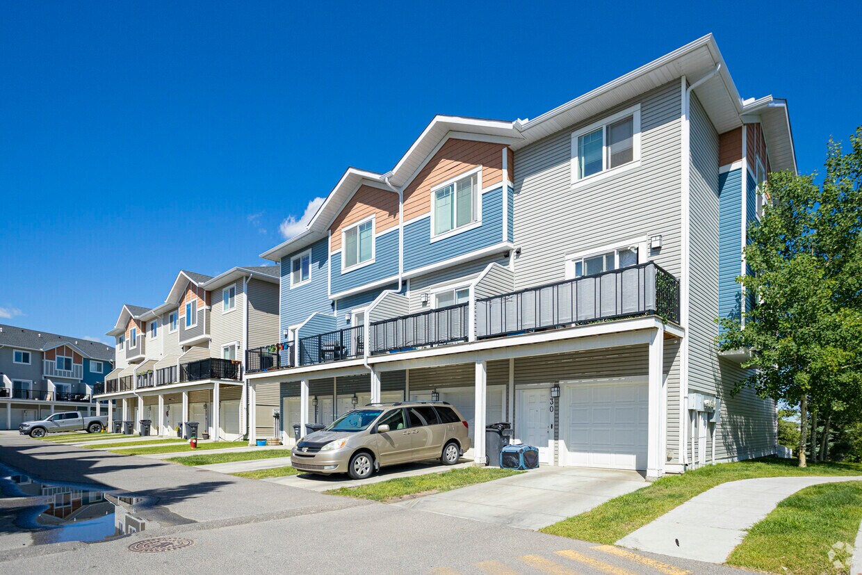Primary Photo - Coal Trail Residences