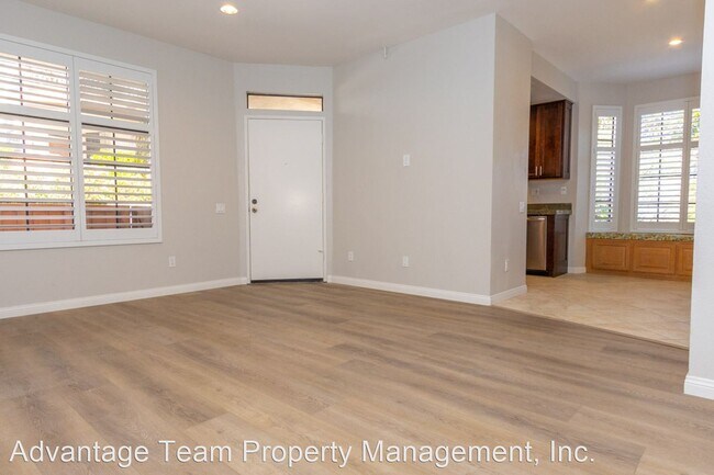 Building Photo - 2 br, 2 bath House - 4019 Carmel View Rd. ...