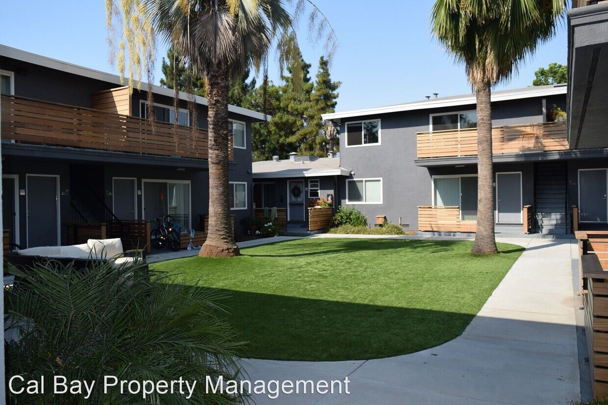 Foto principal - 1090 Sunnyvale Saratoga Rd