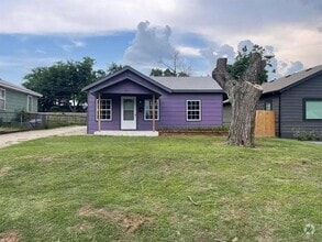 Building Photo - 824 NW 45th St