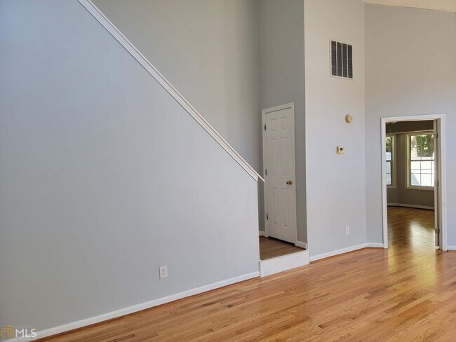 Building Photo - 2365 Parkside Club Ln NW