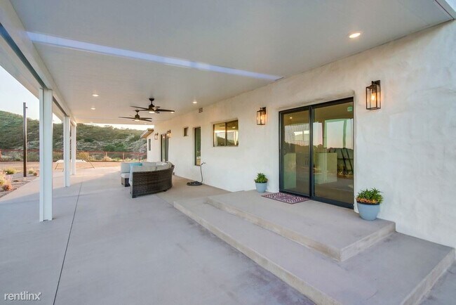 Foto del edificio - 1 br, 1 bath House - 23483 Japatul Valley ...