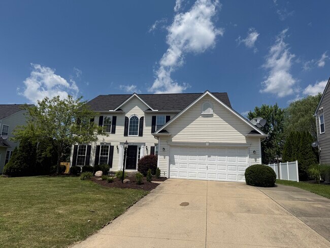 Foto del edificio - 657 Brookledge Ct