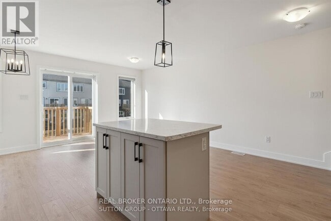 Building Photo - 47 Staples Blvd