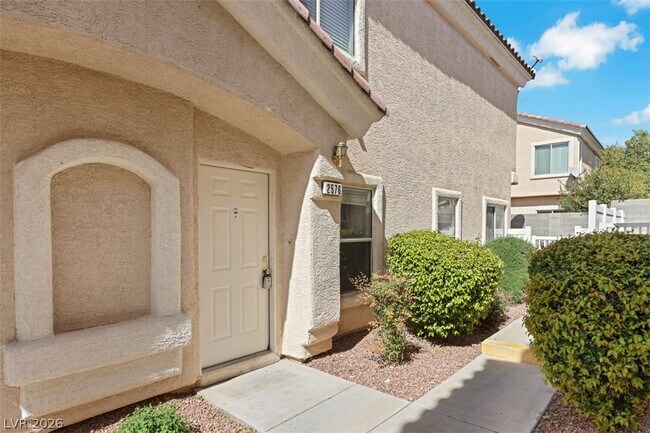 Foto del edificio - 2576 Lazy Saddle Dr