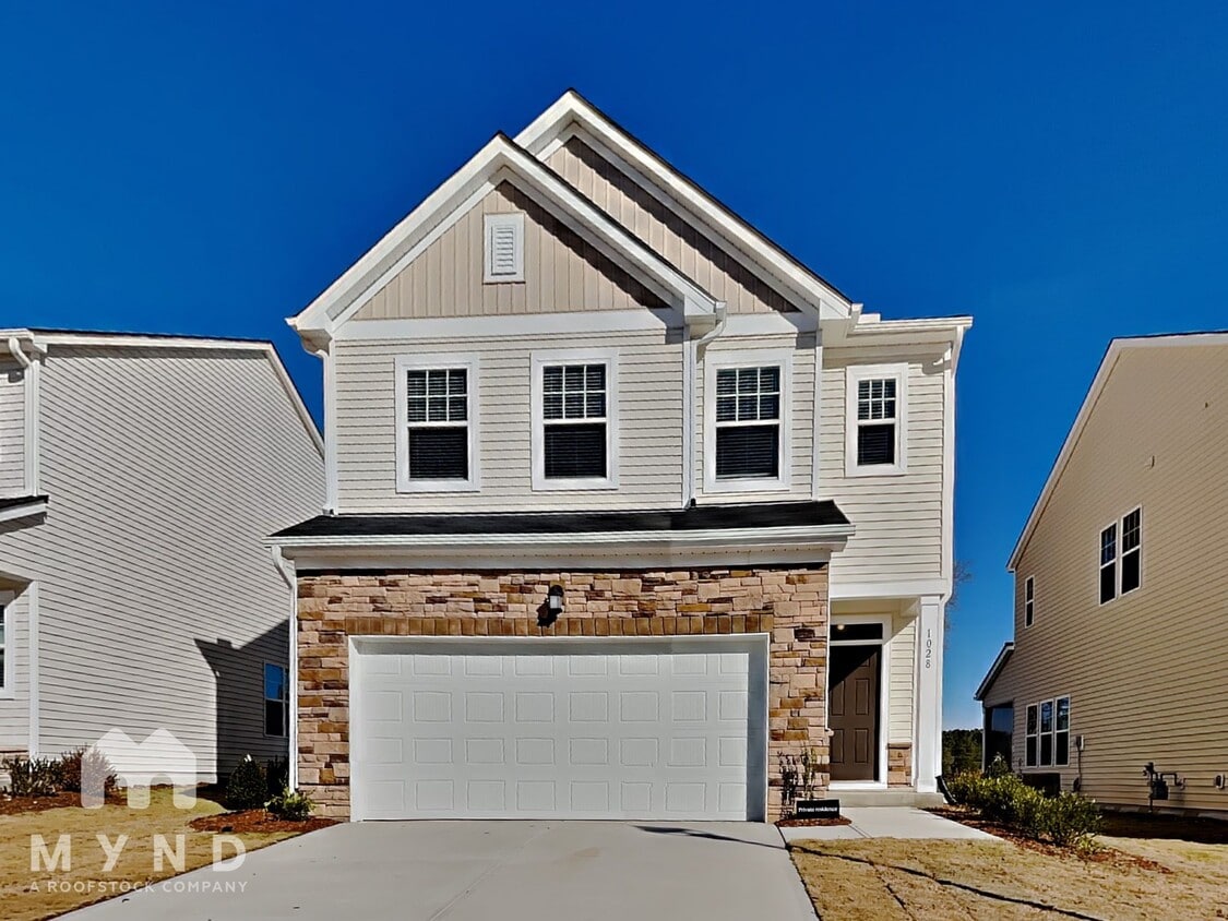 Primary Photo - 1028 Aspen Pointe Trl