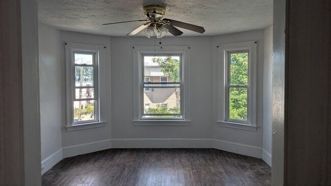 Building Photo - 614 Rimmon St