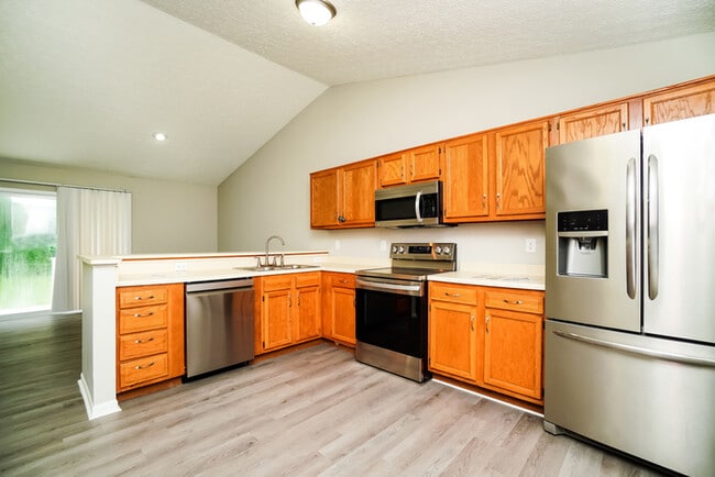 Building Photo - 1540 Tall Meadows Dr