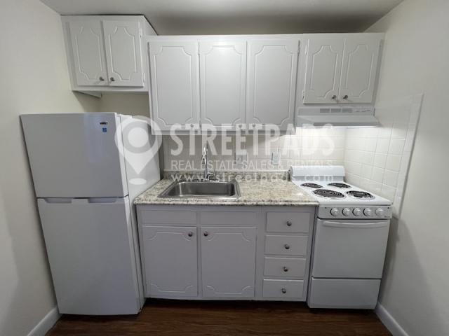 Building Photo - 1 bedroom in Boston MA 02134