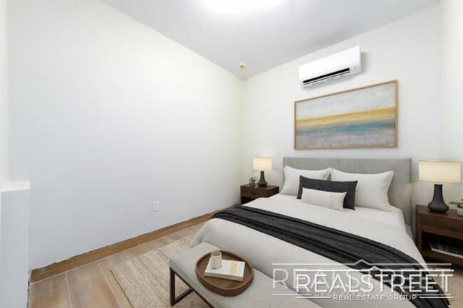 Building Photo - Modern Two-Bedroom Duplex in Prime Clinton Hill – One Block from Pratt University