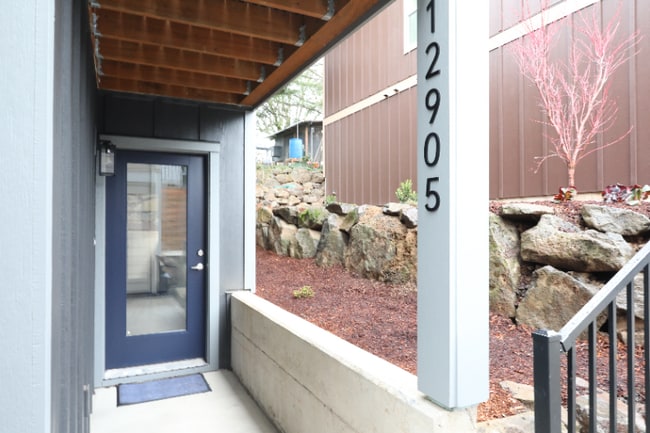 Photo - 12905 SE Ridgecrest Rd House