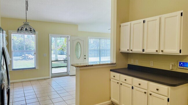 Building Photo - 14453 73rd St N