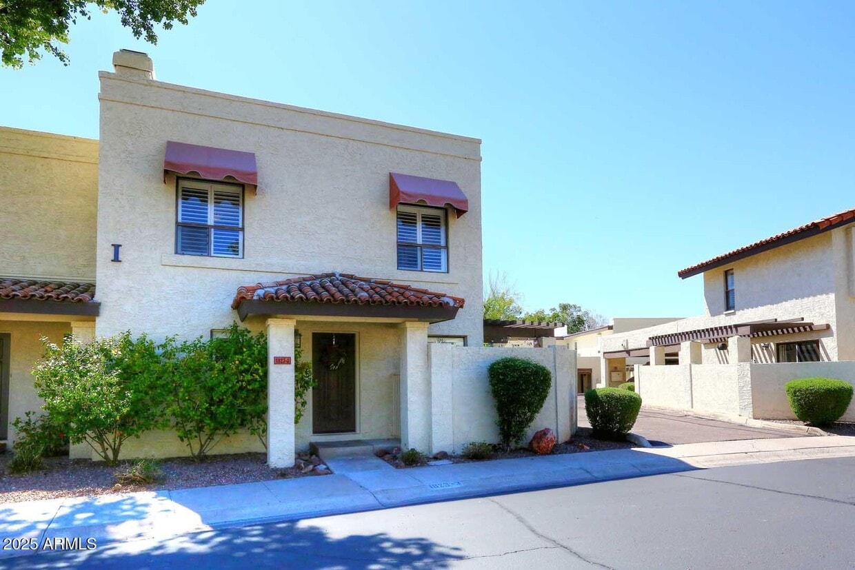 Primary Photo - 1823 E Hayward Ave