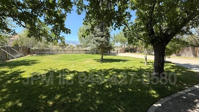 Building Photo - 15550 Bonanza Ln