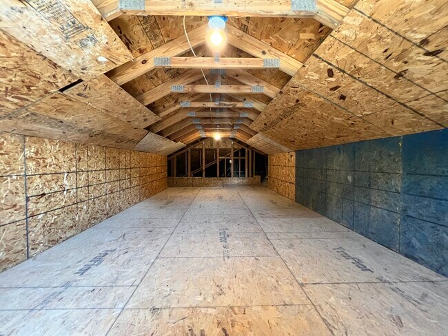 Foto del edificio - GNP Properties LLC