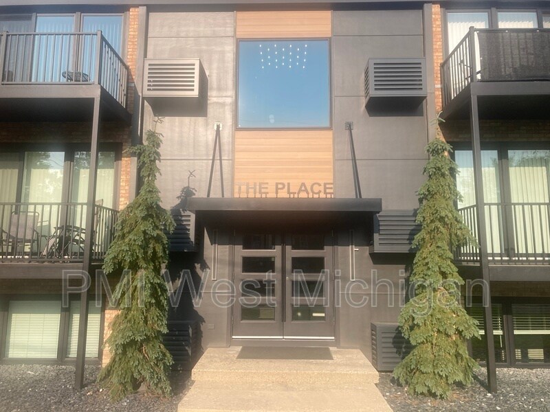 8446 Woodhaven Dr SW Unit 11, Byron Center, MI 49315 Condo for Rent