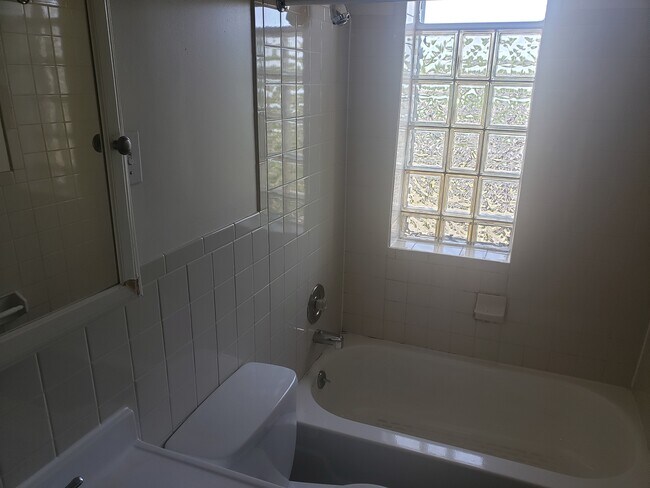 Studio #14 Bathroom - 1 Lebrun Rd