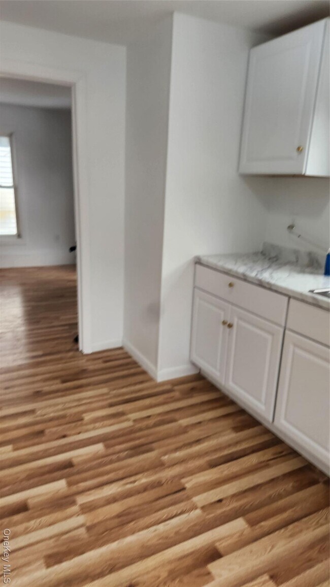 Foto del edificio - 74-80 N Highland Ave