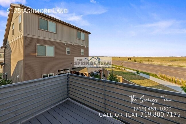 Foto del edificio - 6125 Ashmore Ln