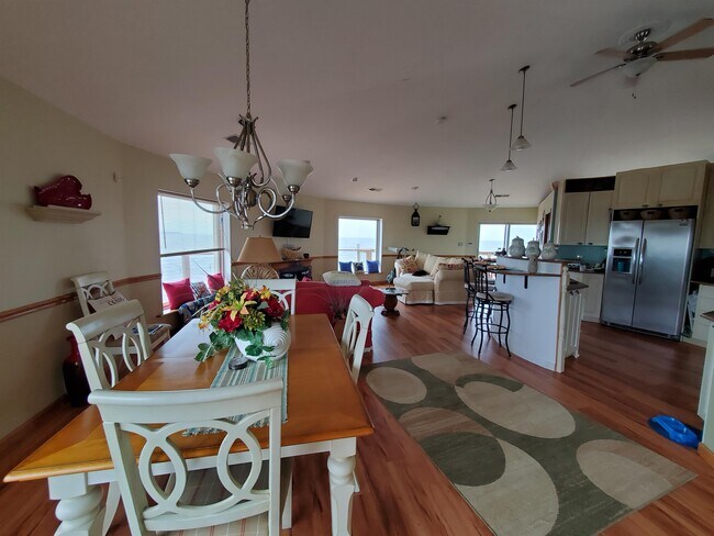 Foto del edificio - 4304 Beach Blvd