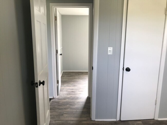 Foto del edificio - Love the Country Quiet - 2 bed 1 bath home on private country lot