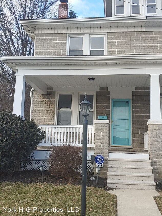 Primary Photo - 3 br, 1 bath House - 213 Martin Street