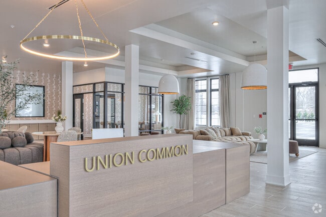 Building Photo - Union Commons Flats