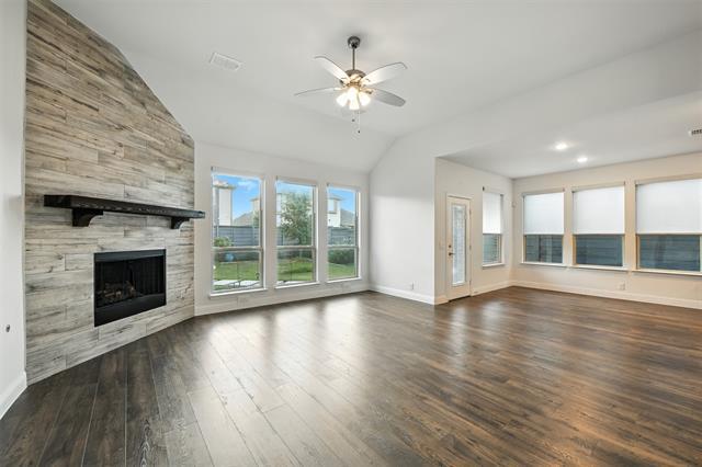 Foto del edificio - 7508 Windy Meadow Dr