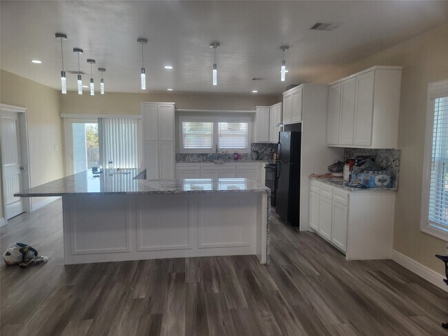 Foto del edificio - 2250 Rd 5732