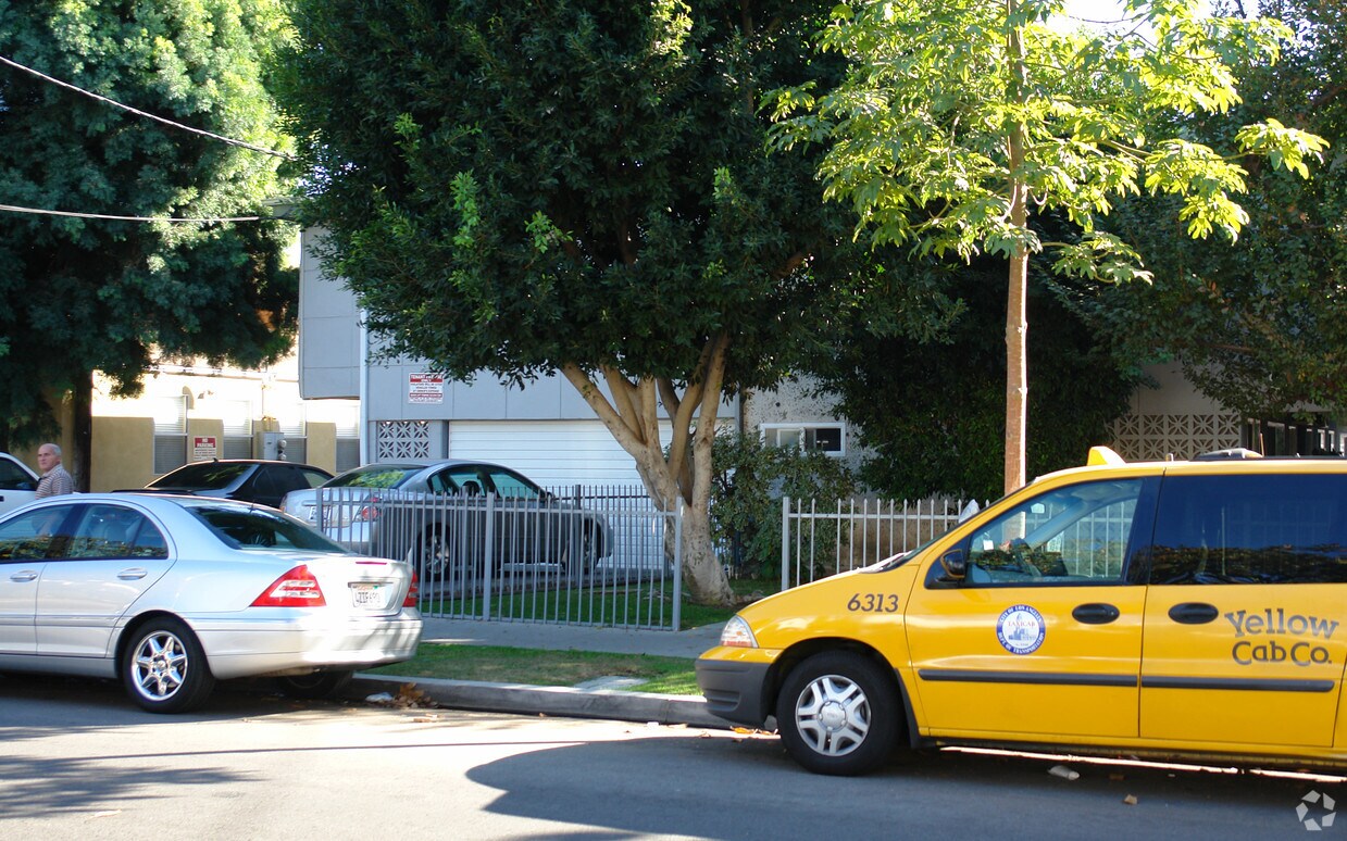 Foto del edificio - 614 E Garfield Ave