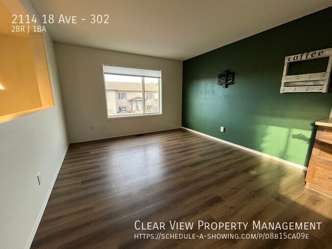 Photo du bâtiment - Recently renovated upper-level 2 bedroom condo in Coaldale!
