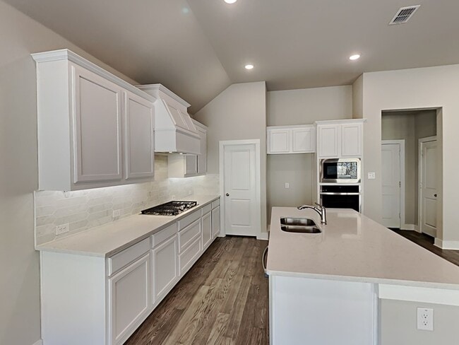Building Photo - 5716 Labelle Trail