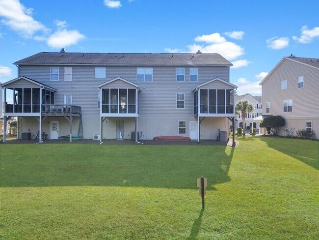 Foto del edificio - 1418 Hamlin Park Cir