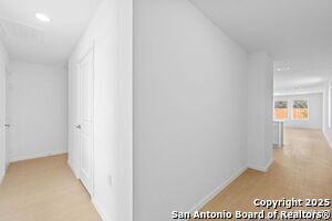 Foto del edificio - 1447 Neria Lp