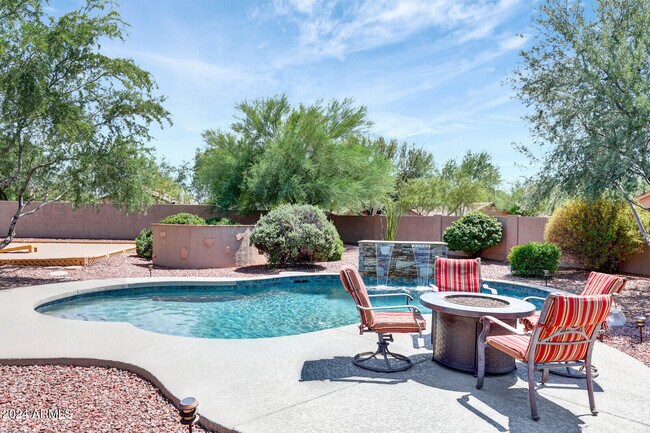 Foto del edificio - 4343 E Mossman Rd